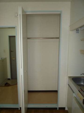 アビオン岩崎 収納