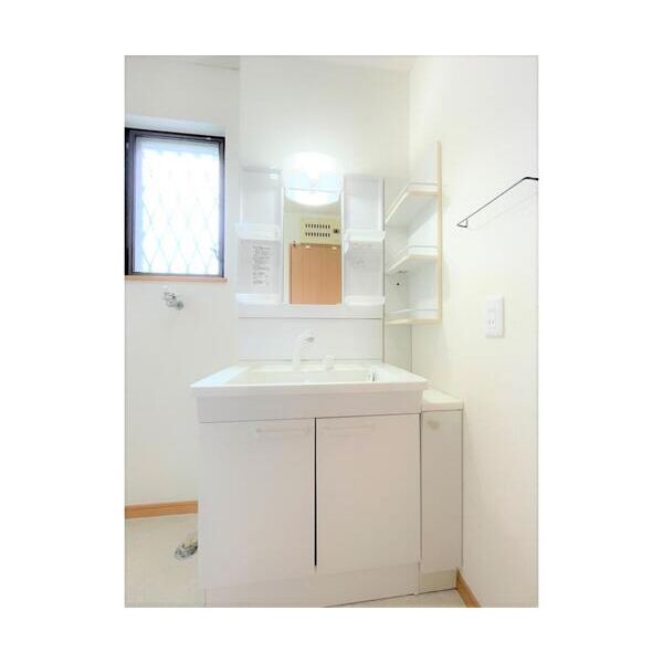 さいたま市桜区田島3丁目貸家 洗面