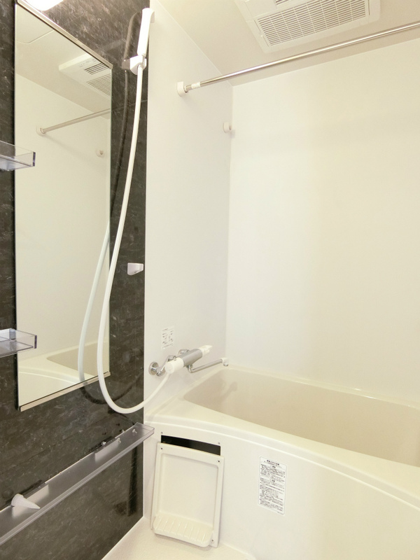 リブリ・ピアッツァ喜多見2階 お風呂