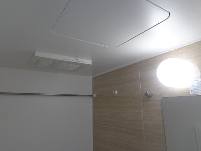 ローズ　ルミナス00103号室 浴室乾燥機