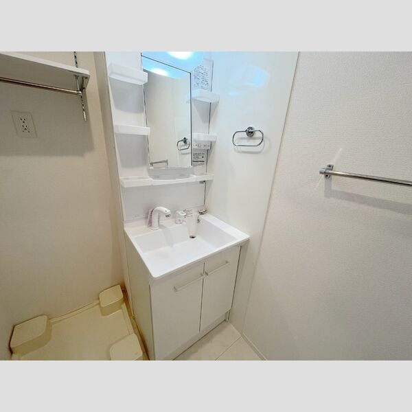 アトレ　D201号室 洗面所