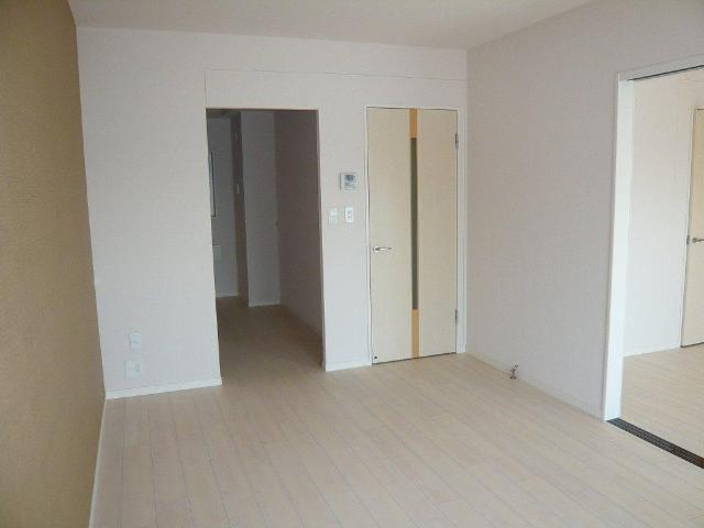 ルミナス高鼻202号室 室内