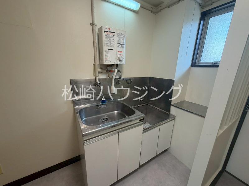 ロイヤルコーポ1階 キッチン
