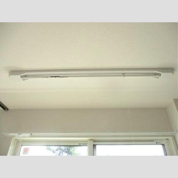 フォレストウッド　A棟106号室 室内物干し