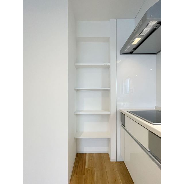 グランパセオ代々木上原0105号室 内観