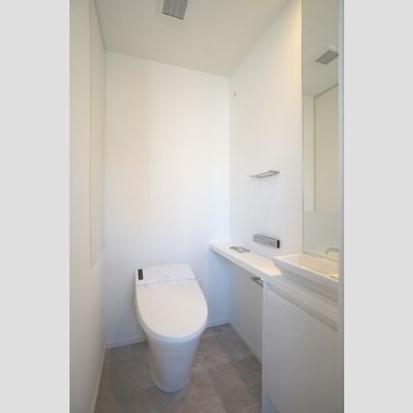 プライムメゾン森下WEST523号室 トイレ