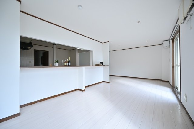 ルミナス東浦和 ※家具・小物はイメージです