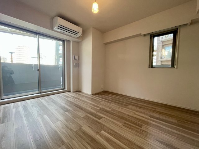 プライムメゾン千葉新町0611号室 リビング