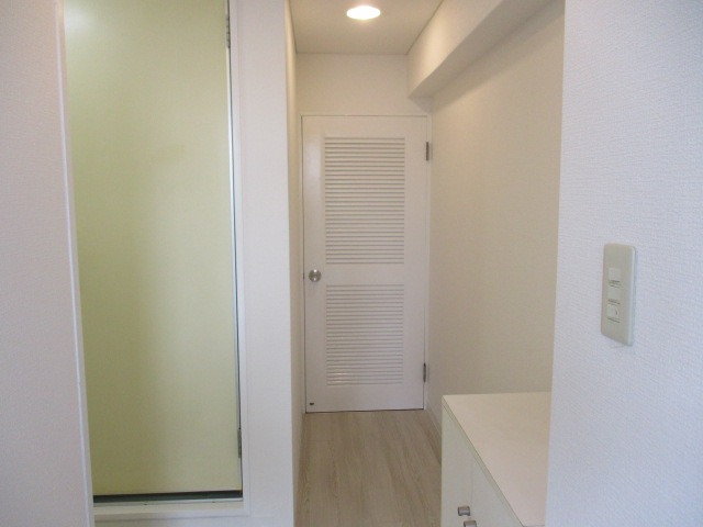 グランシャルム葛西(F-066)5階 廊下