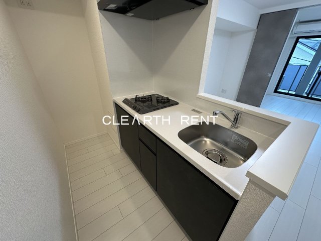 ＧＲＡＮ ＰＡＳＥＯ三宿4階 ガス２口システムキッチン