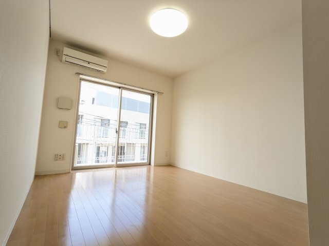 ガーデン荏原中延 リビング