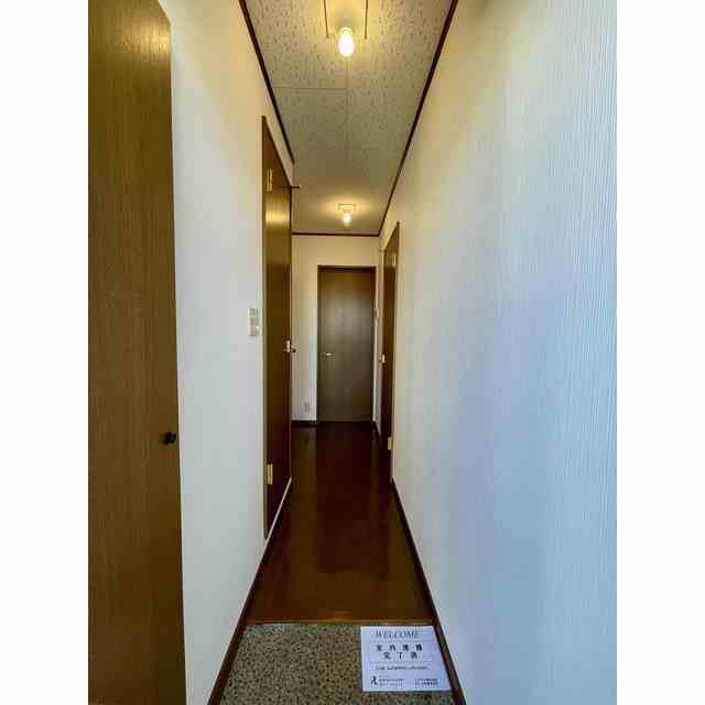 サンコート江戸川台203号室 玄関