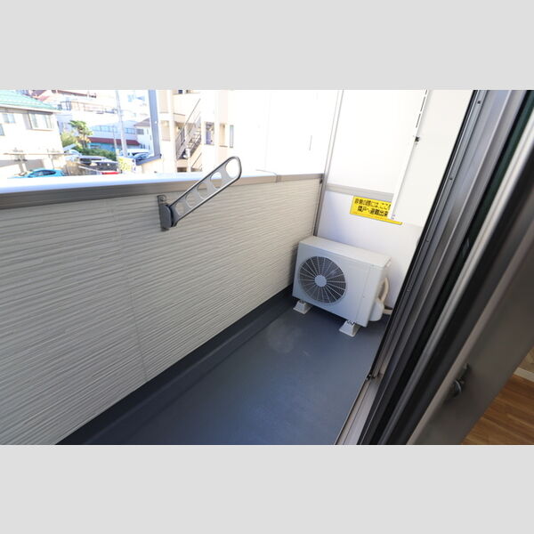 ルミナス所沢201号室 バルコニー