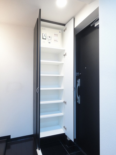 ラ・シード板橋若木 収納