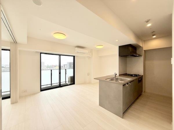 アジールコート町屋5階 リビング