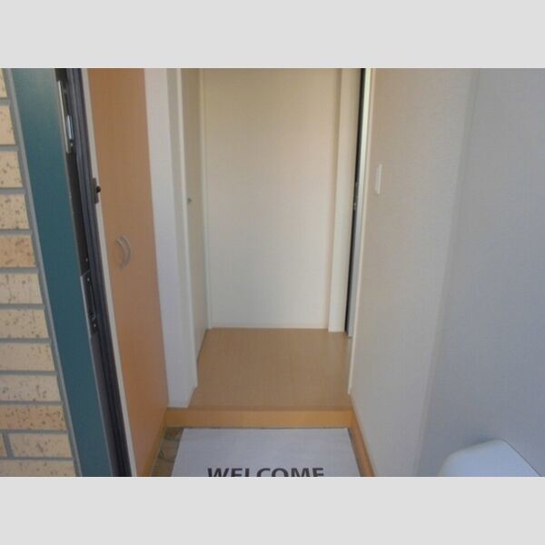 センターハウス　B棟103号室 玄関