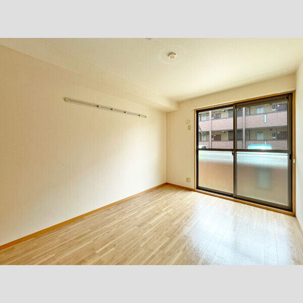 フェニックス小仙波　A/BB105号室 洋室