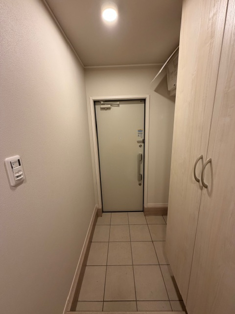 Ｌａ　ｐｌａｔａ0101号室 玄関