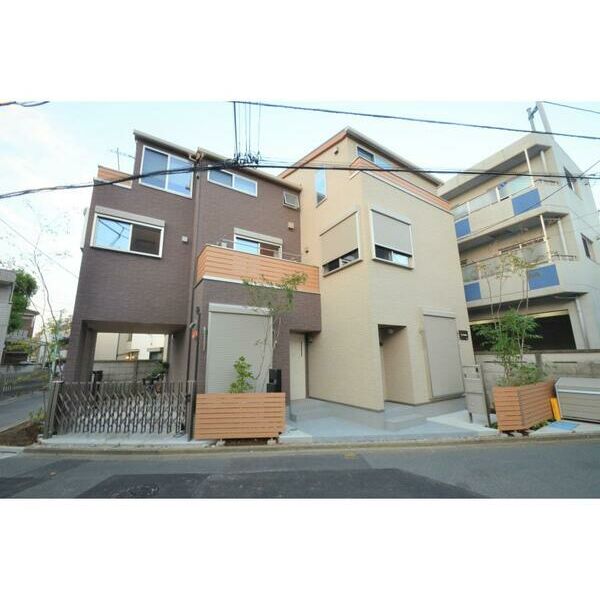 La　Stella1A号室 外観