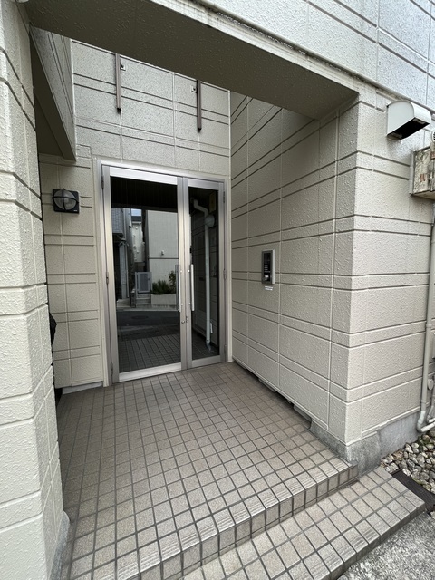 東松原ハウス0201号室 エントランス