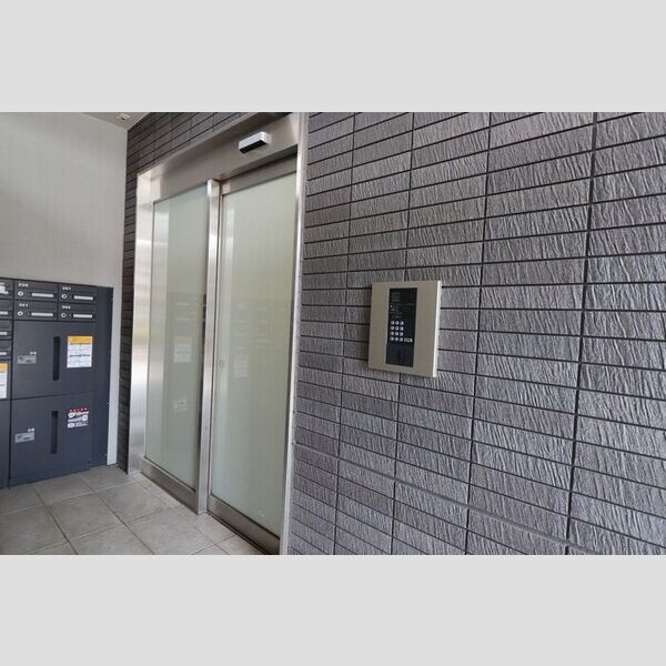 TERRACE　WELLNESS205号室 エントランス