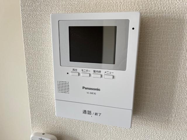 グリンコート102号室 カメラ付インターホン