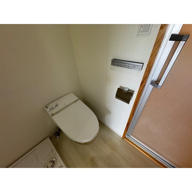 セントラルビル702号室 内観