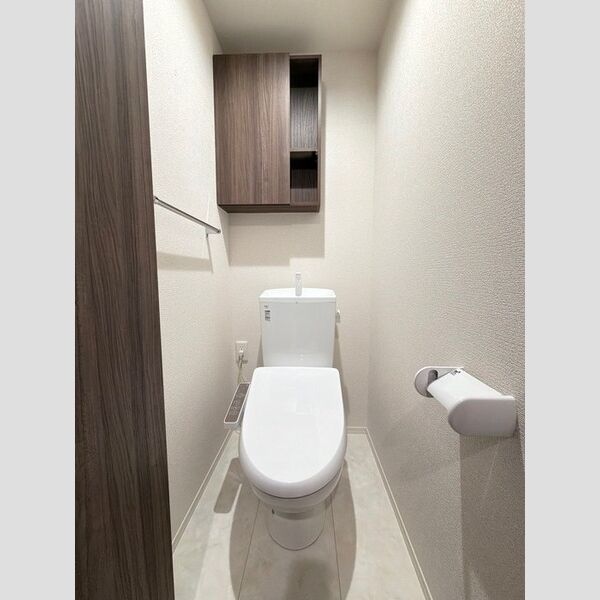 ゼラニウム湘南台203号室 トイレ