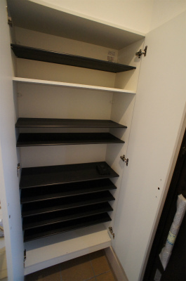 グリーンビラB棟 玄関