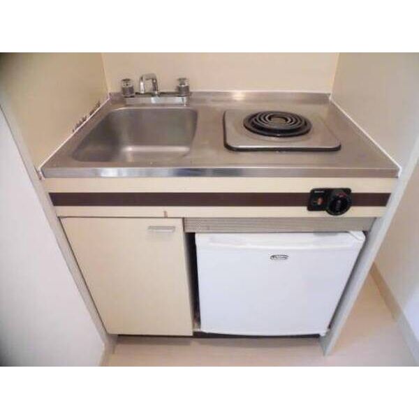 カーサ・グランデB棟0102号室 キッチン