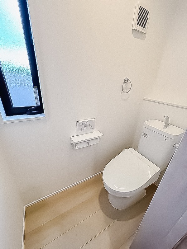 太田窪（南浦和）戸建て２号棟 トイレ