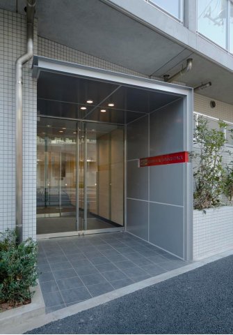 プラウドフラット代々木上原 エントランス