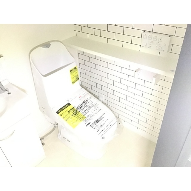 アザーレ・ターコイズ 内観