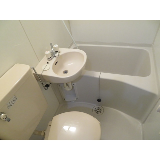 シャンテ　エスポワール0102号室 ユニットバス