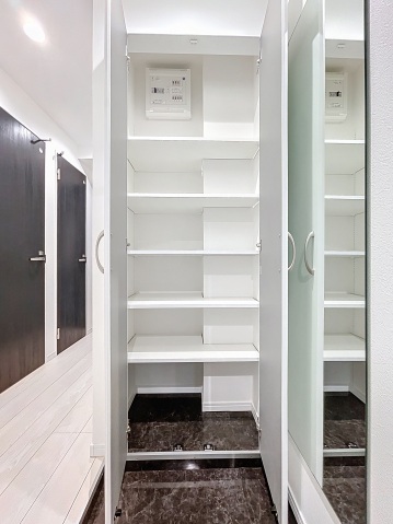 スカイルーチェ南浦和 玄関