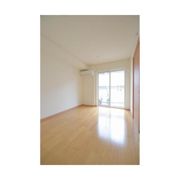 ブライトンテラス荻窪102号室 リビング