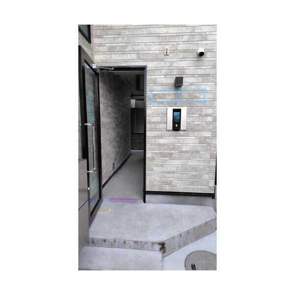 ルナモンド柏の葉106号室 エントランス