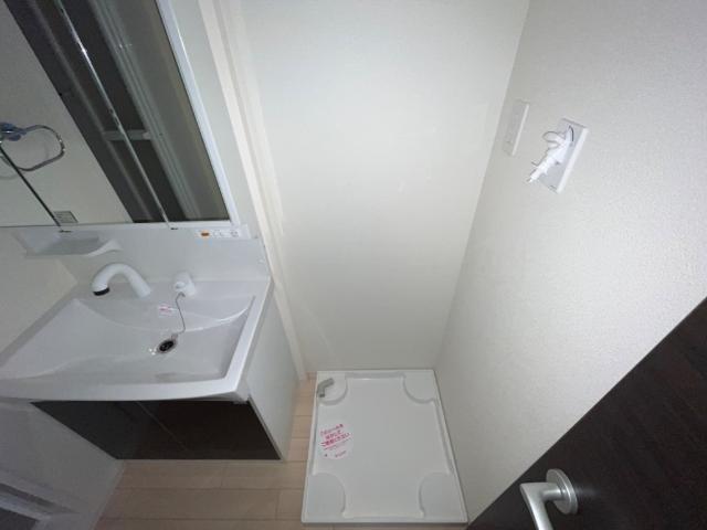 Ｎｏｕｖｅｌｌｅ　Ｖａｇｕｅ（ヌーベル・バーグ）203号室 洗濯機置場