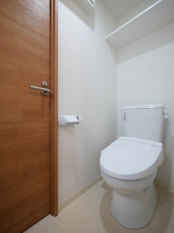 ペアパレス六町2号館2階 内観