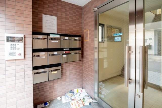 コンフォート日暮里3階 エントランス