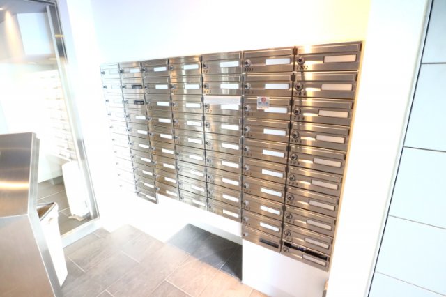 プラウドフラット荻窪Ⅱ メールボックス　※参考写真