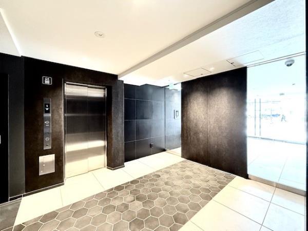 アジールコート町屋2階 エントランス