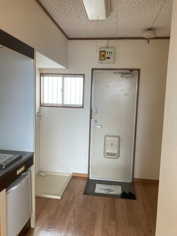 ３３０弘明寺1階 ※別号室の写真となります。