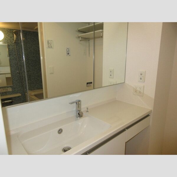 アナシエ石神井台 洗髪洗面化粧台