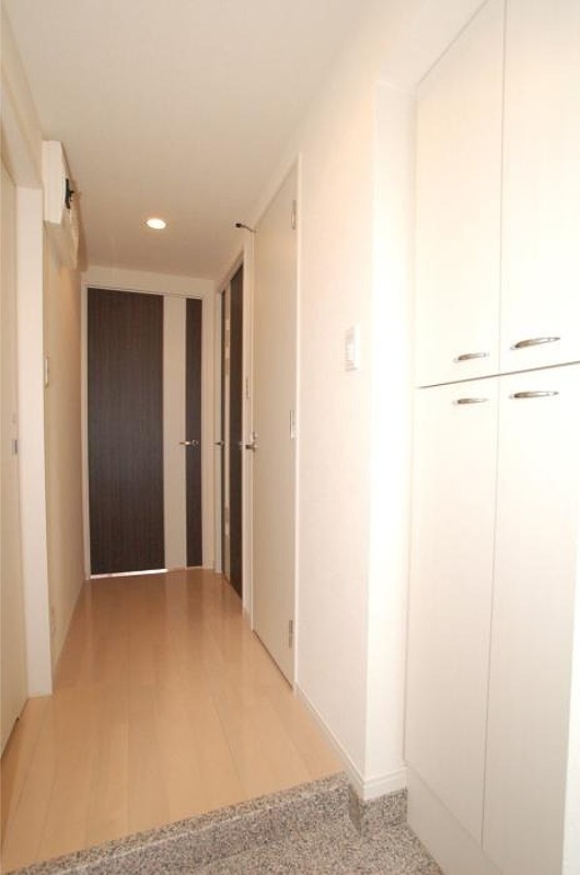 ステージファースト新中野 玄関