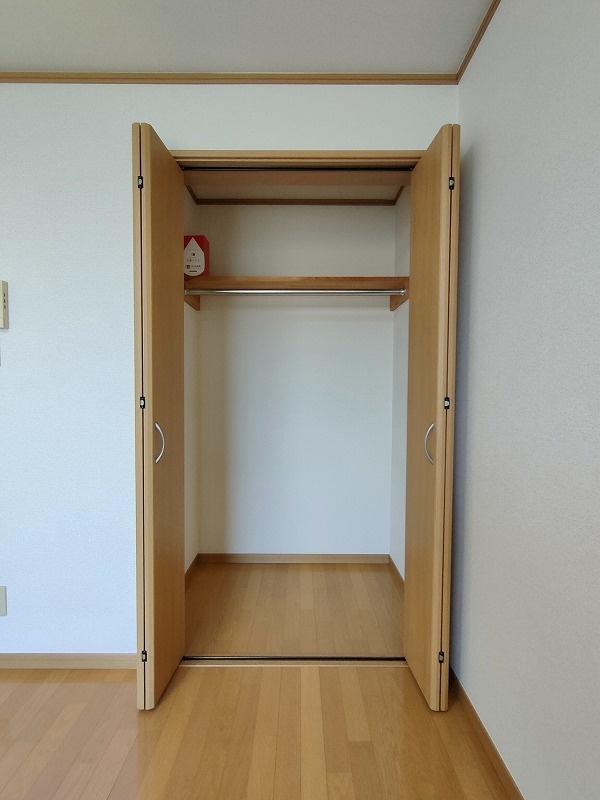 グラントワ谷在家3階 収納