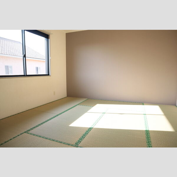 パークレジデンス201号室 和室