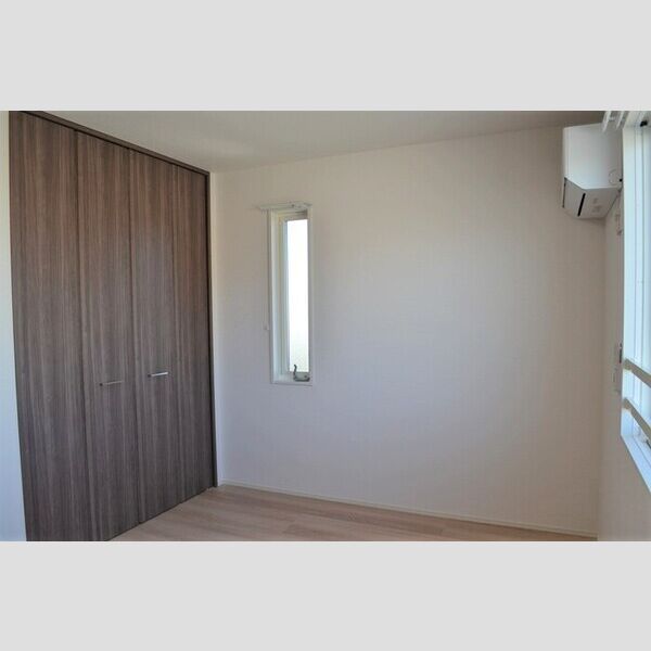 カネトヒル201号室 洋室②(別角度)