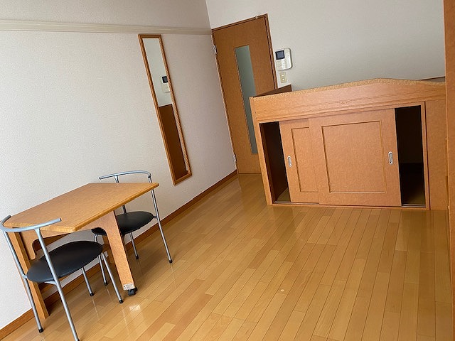 レオパレスブラン 内観