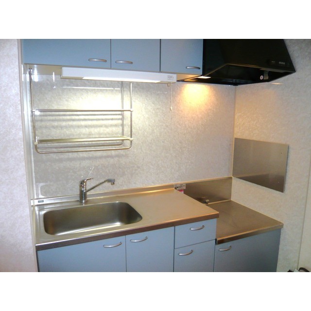 ヴェルデ205号室 ２口ガスコンロ対応キッチン